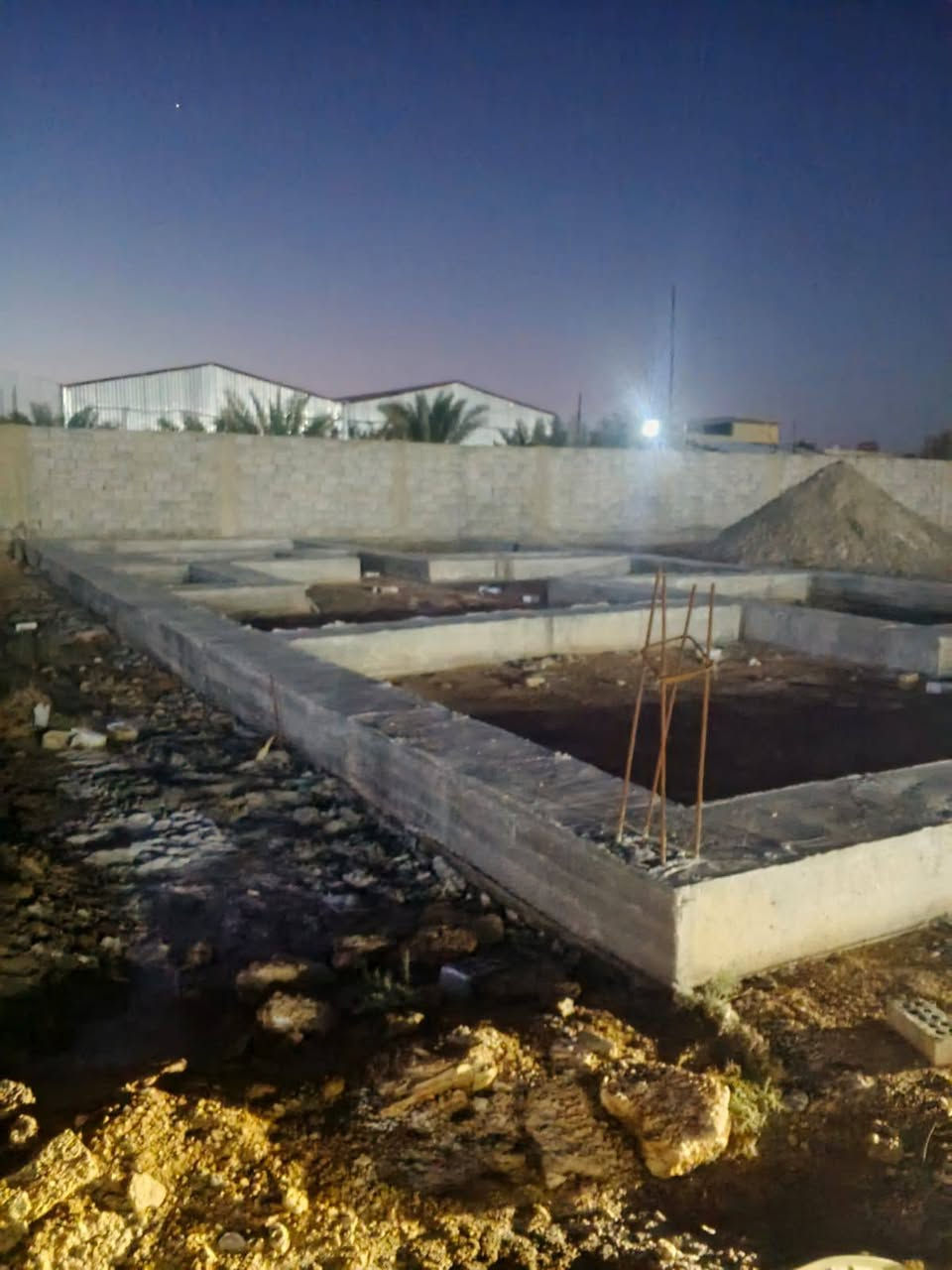 ياالله
اللهم صل على محمد وال محمد
يوجد عرصه للبيع طابو زراعي سند 25
مساحتها200متر 
العنوان طريق السنيه مجمع توحيد الثالثة قرب مصفي الماء
العرصه بي رباط كونكريت مسلح
الخدمات ماء كهرباء انترنت وجاهز تبليط بالباب

اي استفسار اتصال على الارقام التاليه
*********** بإدارة ابوامجد الكرعاوي للعقار
***********
*********** بإدارة ابورقيه العرداوي للعقار
ومراجعة المكتب اسم المكتب الغيث للعقار

عنوان المكتب حي العسكري الاول قرب مطعم كباب نذير الشارع مباشره
