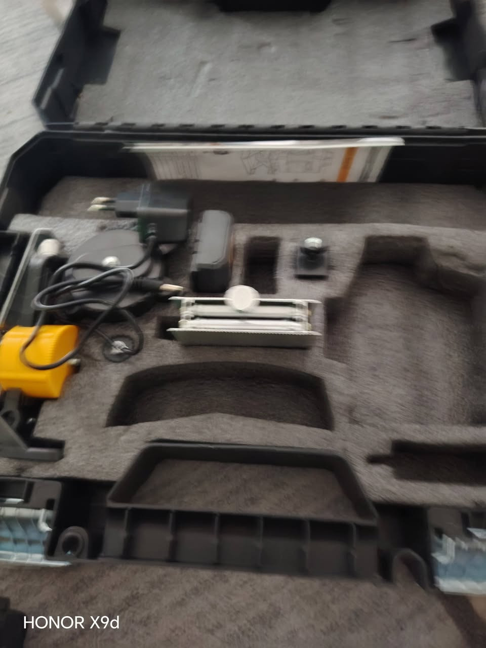 ليزر للبيع ٥ عدسات نوعيه زينه اني اخذته ٧٠
انطيني سعر واخذه بما يرضي الله
لان تعينت وما احتاجه


**إذا كنت صاحب هذا الإعلان وتريد حذفه لأي سبب، رجاءا أرسل رسالة إلى الدعم الفني**