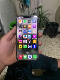 ايفون 13 برو ماكس لون ابيض ولا شخط جهاز نموذج ان ممفتوح بطارية 85 بلاد...