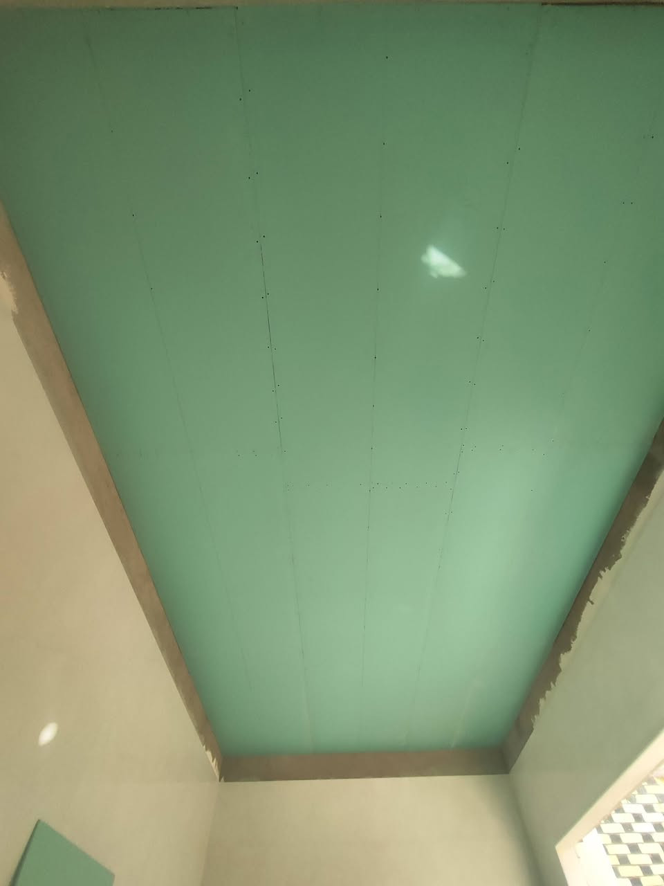 سلام عليكم خلفه متفرغ مكان نجف كلشي اشتغل جبسن بورد سقوف ثانويه اشرطه عمل ومواد وعمل ***********
تدللون
