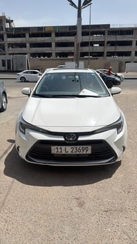 كورلا شكل امريكي مديل ٢٥  ماشيه ٢٠.٦٠٠  فول عدا الكشن   ما بيها اي ضرب...