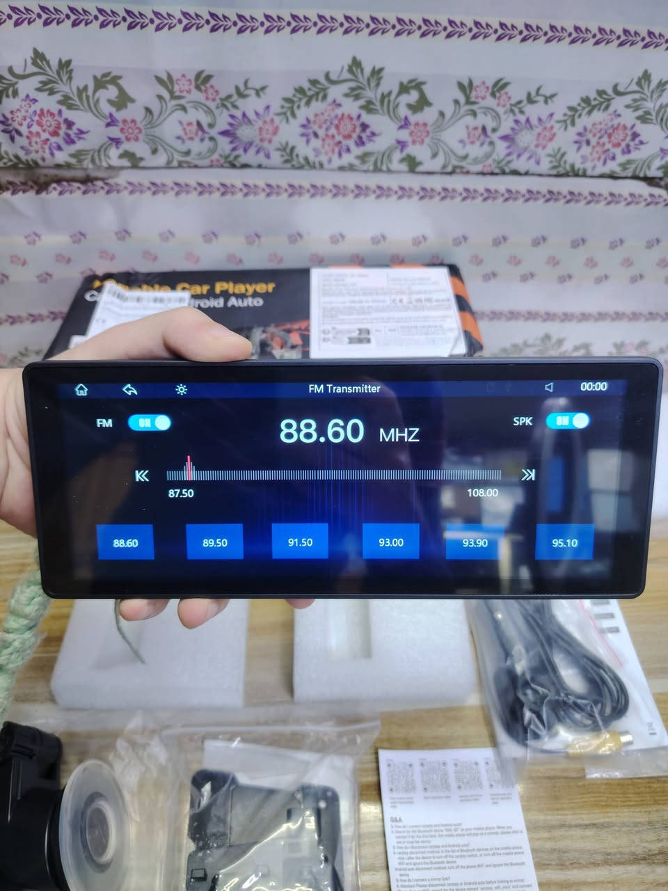 شاشة سيارة مشغل وسائط CarPlay و Android auto شاشة سيارة تركب على الدشبول او تركيب معلق على الزجاجة الأمامية للسيارة لاسلكية لمس حجم 10.25 انج للسيارات مع امكانية ربط كاميرا الرؤية الخلفية بلوتوث رايدو FM عرض مشغل فيديو موضحة بالصور السعر 40 الف للطلب او الاستفسار التواصل عبر رسائل الصفحة متوفر توصيل بغداد ومحافظات 👍 #تابع_الصفحة_يوصلك_كلشي_جديد


**إذا كنت صاحب هذا الإعلان وتريد حذفه لأي سبب، رجاءا أرسل رسالة إلى الدعم الفني**