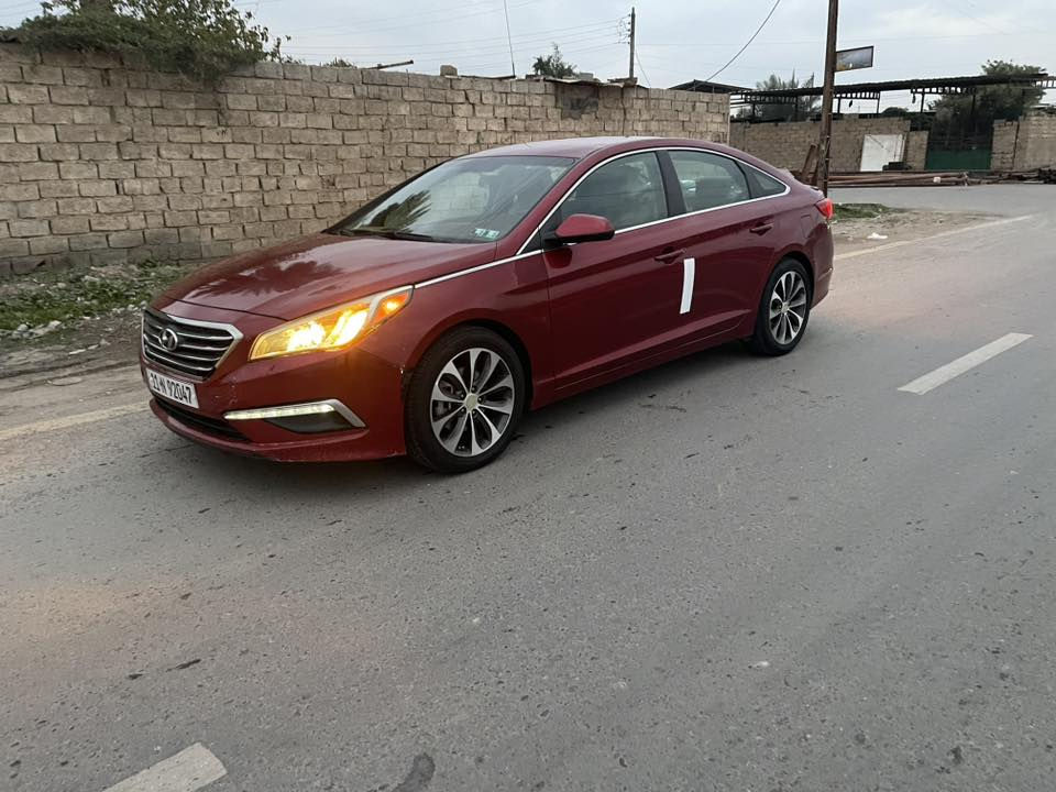 السلام عليكم
بيع مستعجل سوناتا 2015 وارد امريكي ضررها جاملغ الايسر وحافة البنيد السعر 115 وبيها مجال للاستفسار ***********
