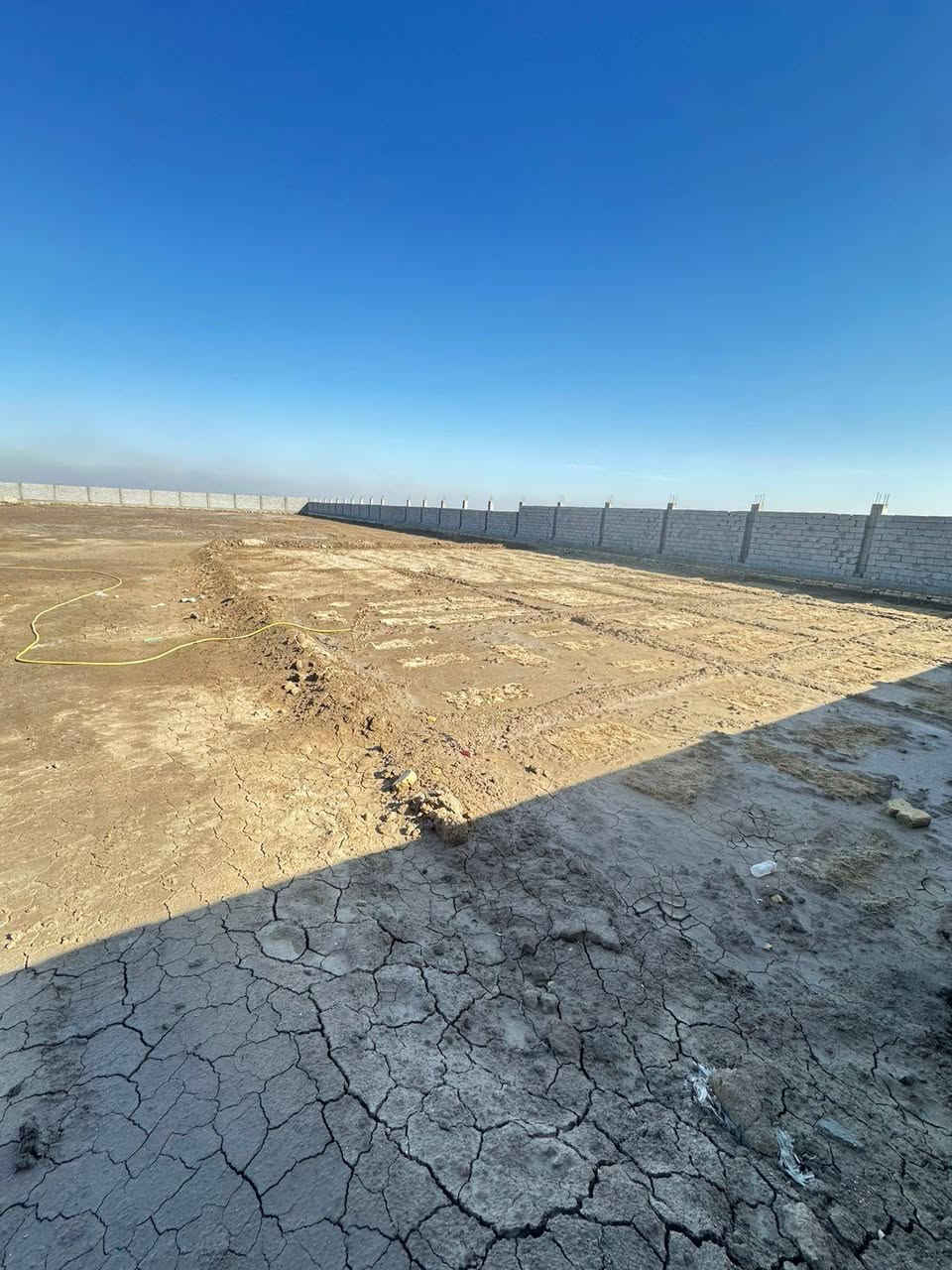 دونمين للبيع مساحه 5000متر مربع الصبيه  قرب بيوت سيد علي
مسيجات سياج مرتب وبيه مشتمل غرفه وصاله ومطبخ واصله ماء وكهرباء
وبيه بير ماء
للاستفسار الاتصال على الرقم التالي ***********
@الجميع
