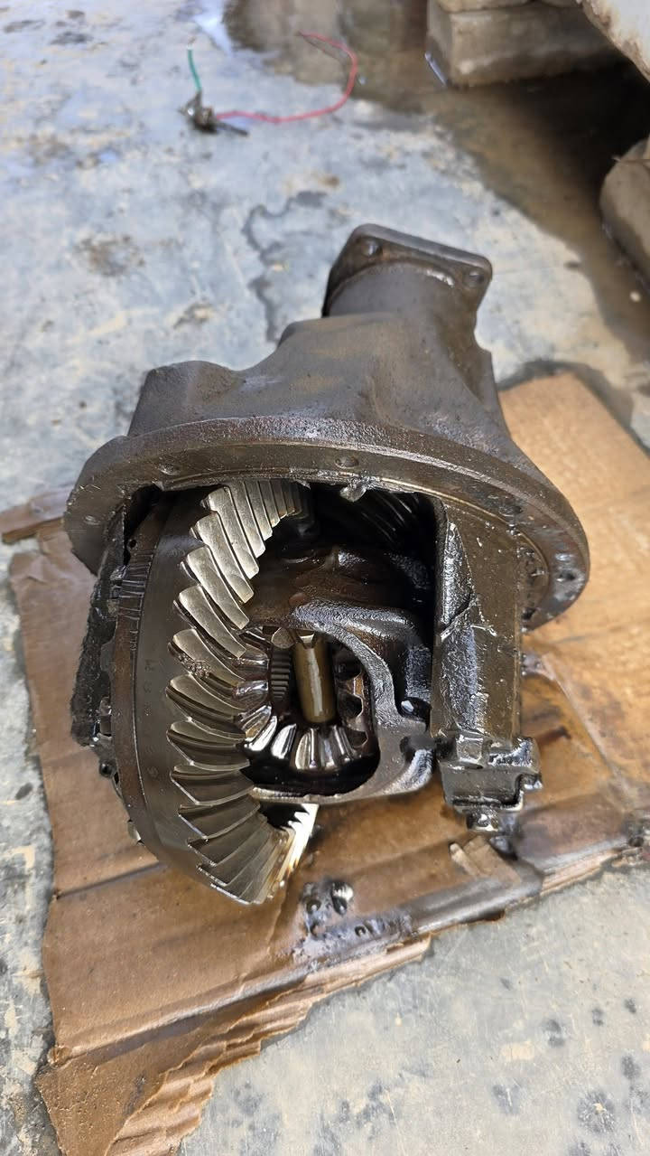 السلام عليكم
يوجد جعمقه مال اكسن فونتيرا 
للبيع 
دشالي نضيفه 
المكان الخضرانيه 
للاستفسار والتواصل 
***********
***********
