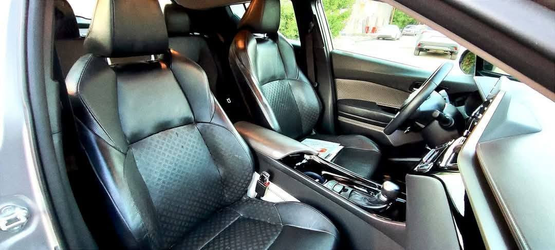 ✨ للبيع  ✨🚗

#CHR 2020

📍 الموقع: بغداد

📞 ***********

🌟 مواصفات السيارة:

🔹 فول مواصفات عدا الفتحة

🔹 تشغيل بصمة 🔘

🔹 بصمة أبواب (لمس) ✋

🔹 نظام ترحيب عند الاقتراب 👋

🔹 مرايا كهرباء شفط 🪞

🔹 4 جامات أوتو 🪟

🔹 محرك 2000 بانزين عادي ⛽

🔹 ويل كب كروم بلادي✨🛞

🔹 تبريد مناخين (دبل زون) ❄️

🔹 رادار جانبي (نقطة عمياء) ⚠️

🔹 رادار أمامي 🚘

🔹توقف ذاتي 

🔹 نظام تحديد المسار 🛣️

🔹 نظام ABS مانع انزلاق 🛑

🔹 سايد بريك بصمة + أوتو هولد 🅿️

🔹 ثلاث أنظمة قيادة (Eco / Normal / Sport) 🏁

🔹 شاشة CarPlay 📱

🔹 كامرة خلفية 📷

🔹 تحكم ستيرن كامل جهتين 🎛️

🔹 شاشة تحكم كامل بالسيارة و اعداداتها 🖥️

🔹لايتات ديناميك ويه الستيرين 

🔹مثبت سرعة 🚥🚗

🔹تدفئه كشنات

✔️ حادثها بسيط جداً قطعه وحده فقط  بدون شواصي ولا لغود وصارت طخه بسيطه هنا بغداد بلجاملغ الامامي تتعدل ع بارد

✔️ الممشى:93الف كيلو فقط

✔️ رقم بغداد باسمي 

💰 السعر:14,000$ قابل للتفاوض 💵 بغداد, العراق
