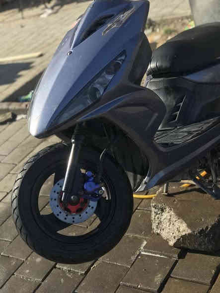 سلام عليكم ماكس مضلع الدراجه احله من الصور بيه فقط دخانه بيضه والدشبول مابي كيجان بعد اي نقص ماكو نكره سلف بي وقت السعر 650بيه مجال مكاني مدينه الصدر رقمي ***********بي واتساب
