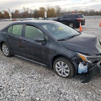 تيوتا كورلا هايبرد موديل 2024 واصله الحره 07713335039