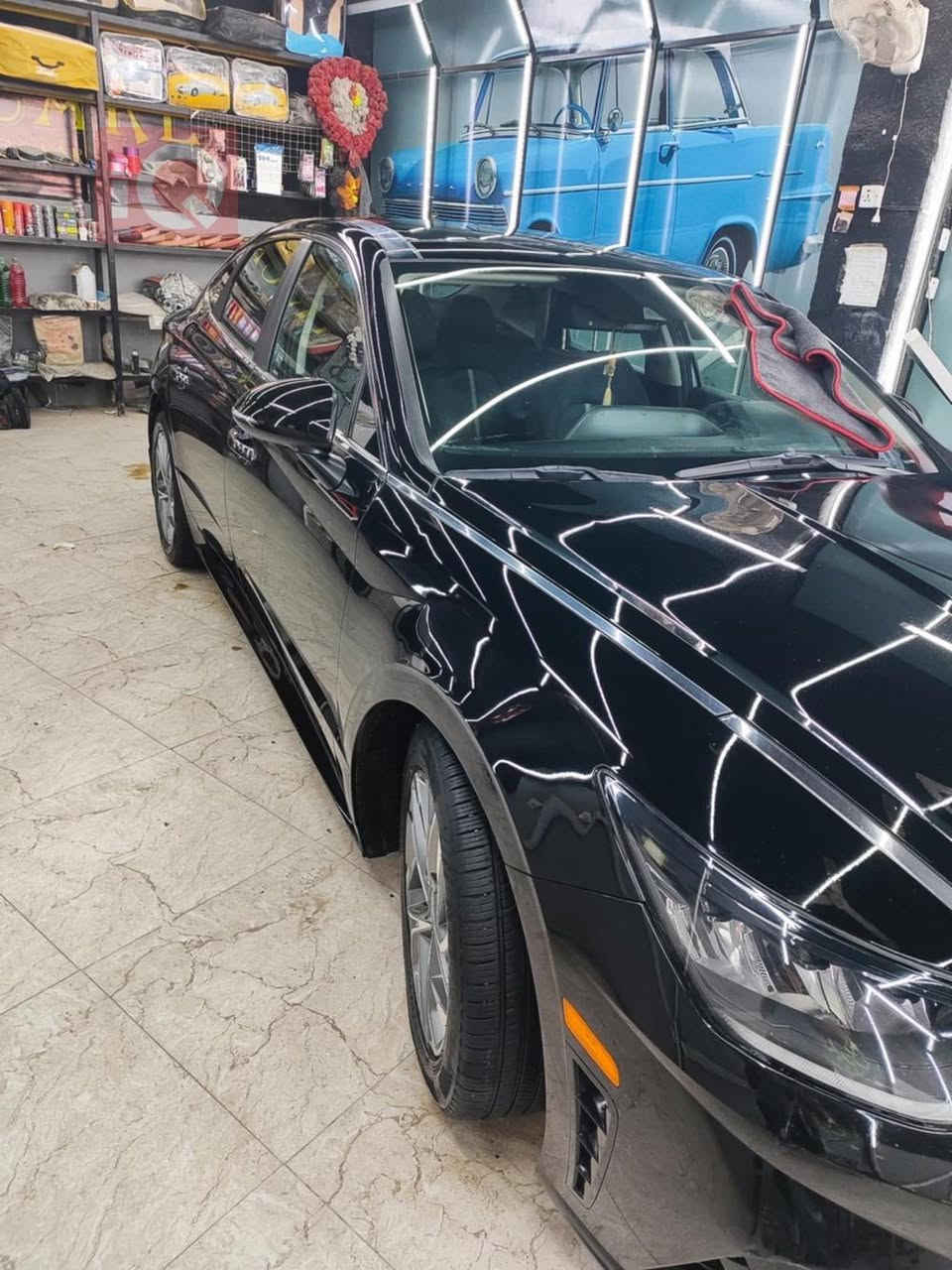 🚨سوناتا 2020 للبيع
فول مواصفات 

حساسات اماميه وخلفيه وجانبيه

كامره خلفيه 360

تدفئه مقاعد 

بانوراما 

التشغيل عن بعد 

نظام الفرامل التوقف عند الخطر 

بصمه

شاشه العدادات رقميه 

اربع قيادات تغير بيهن 

ردار 

وغيرها من المواصفات 

محرك السياره 2500 .السياره ماشيه 121 الف كيلو متر 

السياره نظيفه تخم تايرات جديد 

رقم بغداد مشروع وطن هزه وسنويه جديده 

حادثها جاملغ خلفي فقط مثل ما موضح بالصوره والسونار بدون ايرباك 

سعرها $165

واتساب ***********

اتصال ***********

