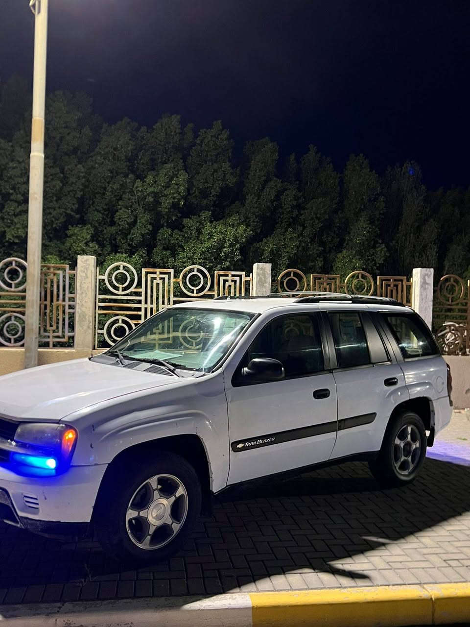 سلام عليكم بلايزر ٢٠٠٥ مكينه 3000فيفيتي وكير خير من الله كهرباءيات كامله لاايت زنون دواخل حلوه مكفوله ضربه وصبغ  بيه معامله كامله وين مايعجبك تروح بيه  سعر ٤٢ وبيه مجال وباقي تفاصيل تصل وتدلل ***********
