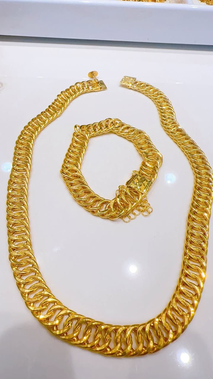 سلام عليكم ورحمه الله متاح في السعودية الرياض 
موجود عندي ذهب عيار 24
مع فواتير وكامل أوراقه 
سعر الجرام 70 دولار  فقط 
اقل من سعر سوق في إضعاف كتير
البيع حصرا فوق 1000 جرام 
يتوفر خصم سعر للكمية
 وفحص صايغ 
تفاصيل اكتر تواصل واتس
0041766186372302124169679164094


**إذا كنت صاحب هذا الإعلان وتريد حذفه لأي سبب، رجاءا أرسل رسالة إلى الدعم الفني**