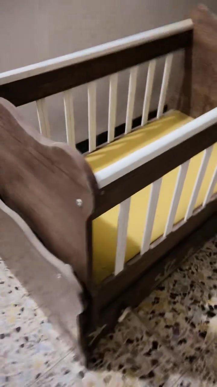 كاروك طفل يكفي لحد عمر ٥ سنوات
كلش نضيف مثل ما موضح بصور ولفديو 
بغداد بلديات ***********
