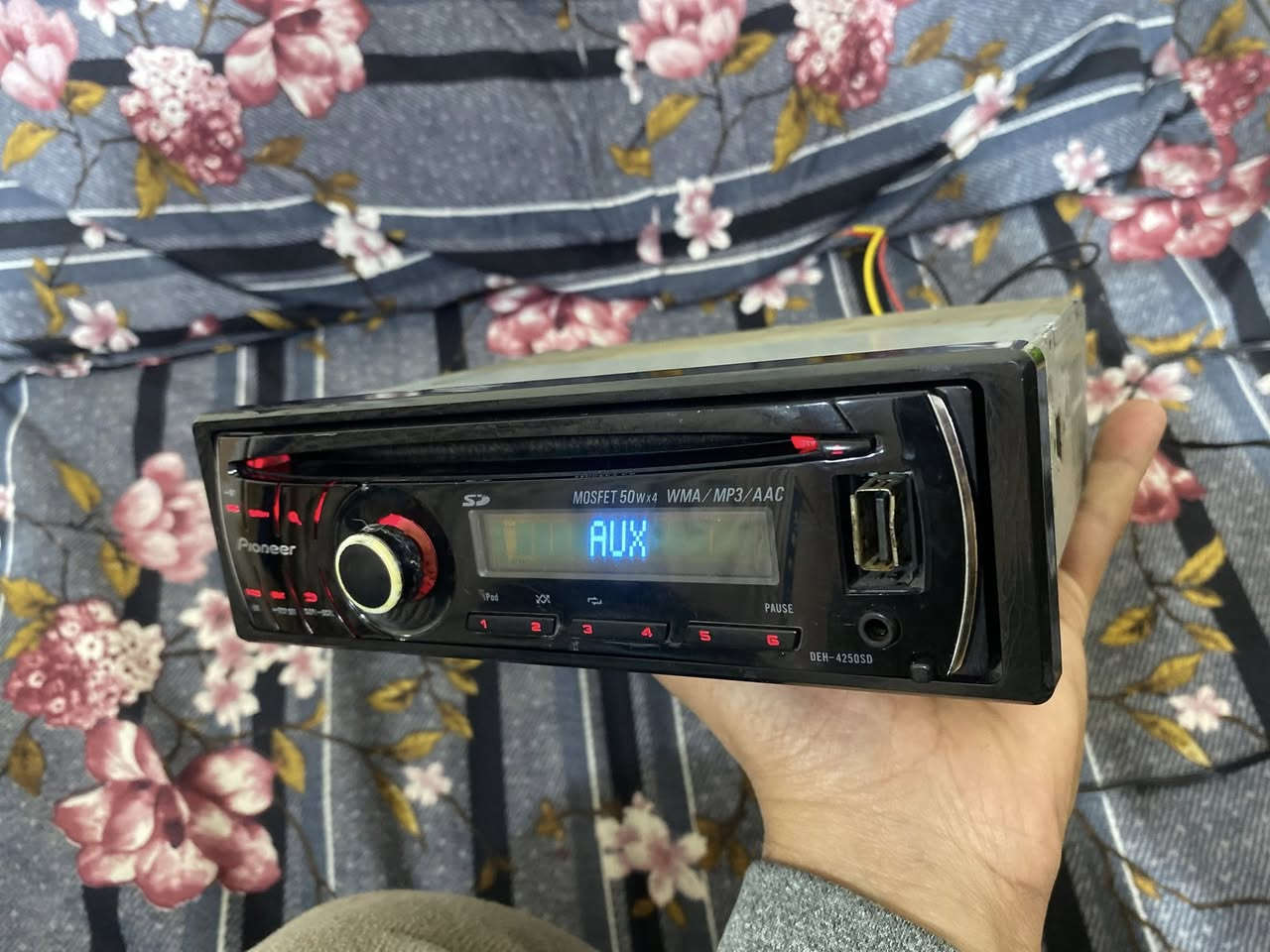 ‏مسجل بايونير قرص راديو اواكس دبل4 مخارج دمام السعر 45 الف وبي مجال مكاني بغداد الزعفرانية ***********
