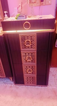 غرفه نوم للبيع سعر 900 وبيه مجال للستفسار الاتصال07713996202