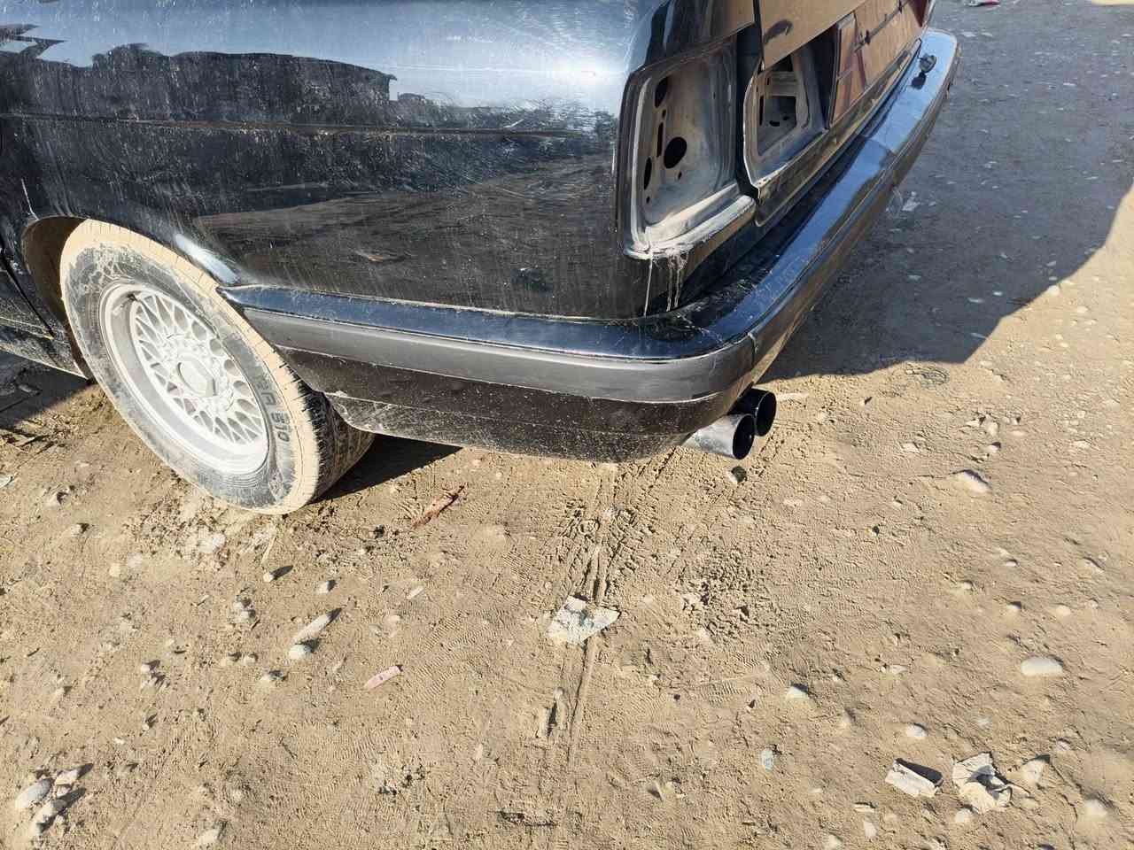 دعاميه بي إم 525 
سعر 175 ألف العنوان موصل ***********
