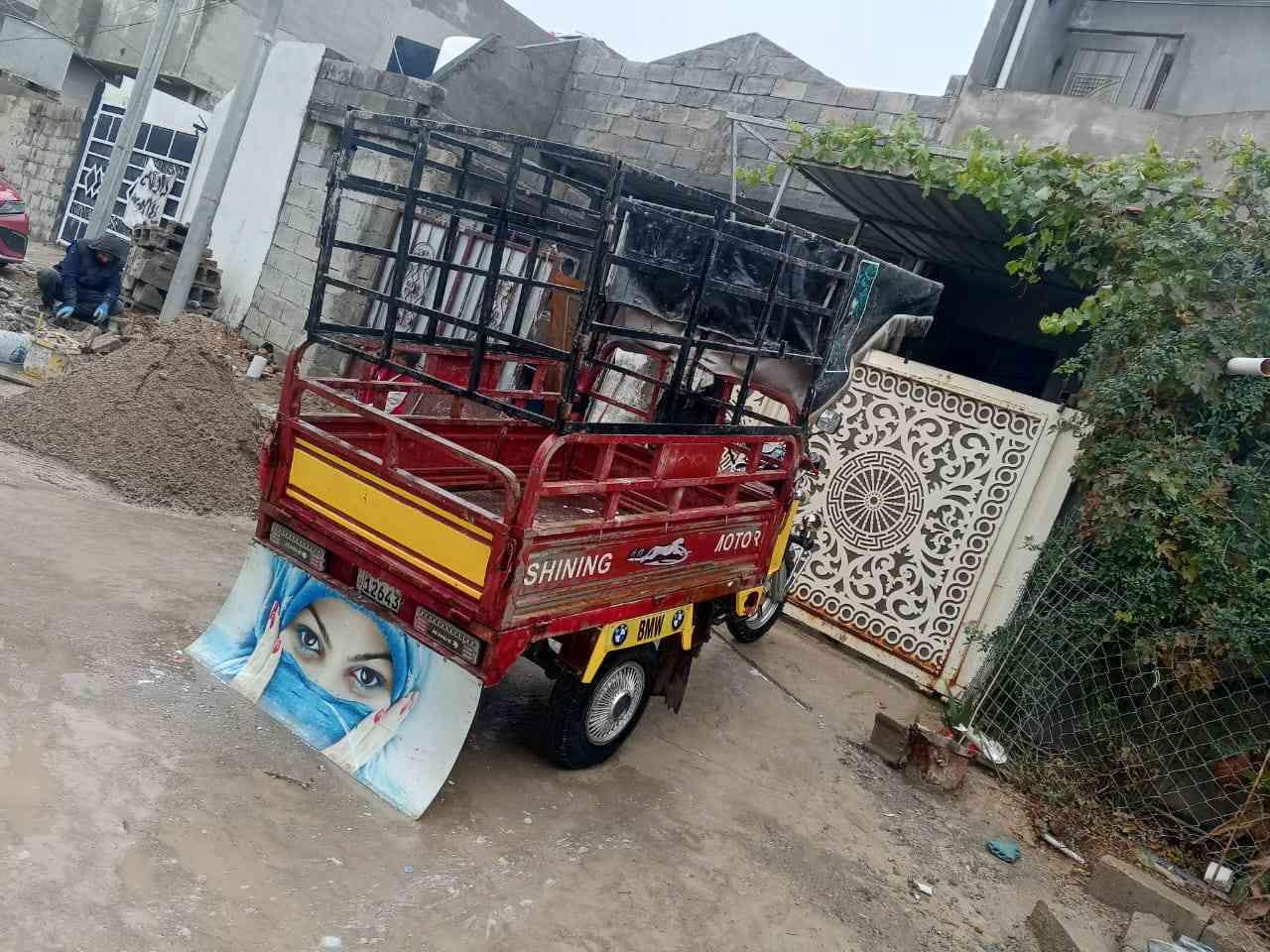 طباخ للبيع +ستوتة موديل 2014سنوية جديدة وتايرات جديدة وكهربائيات كلها شغالة يعني  مجهزة السعر مليون و800+غراض متنوعة المكان كركوك منطقة واحدحزيران قرب الملاعب الخماسية او قرب مدرسه ابناء العراق الواحد او صيدلية الواحة للاستفسار الاتصال على ***********
