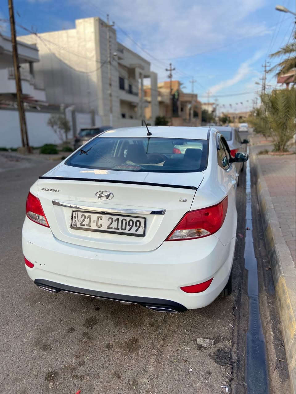 اكسنت 2015 
فول مواصفات
فتحة سقف 
خليجي ABS خدمات 
رقم سليمانية دولي 
حادثها صفحة السايق كامل صبغ بدون دواخل 
وباب السكن متبدل بلادي
سيارة متجية على صفحه السايق بيها تكمه وشويه من السقف والحادث مابيها دواخل نهائياً  
شاشة ايباد تحكمات ستيرن  
كهربائيات وتبريد السيارة بالشرط 
محرك مكفول مامفتوح وكير مكفول 
داخلها اسود 
سيارة ماشيه 118
شرط التحويل كركوك, العراق


**إذا كنت صاحب هذا الإعلان وتريد حذفه لأي سبب، رجاءا أرسل رسالة إلى الدعم الفني**