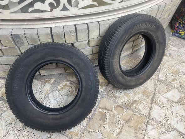 السلام عليكم زوج تايرات نضيف مال فحل حجم ١٣ للبيع  ب٤٠ الف بكاني بغداد الكماليه ***********
