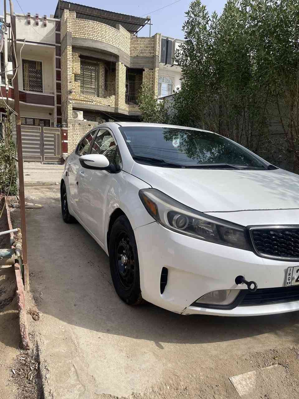 فورتي 2018 اربيل بسمي 
كير at 
مكينه 2000 دوش
صور حادث امريكا موجوده بالمنشور
وبالعراق بيها جاملغ وباب جهه السايق
مصبوغه عام 
كير مكينه تبريد خير من الله
السعر 95

مكاني بغداد الدوره 
***********
