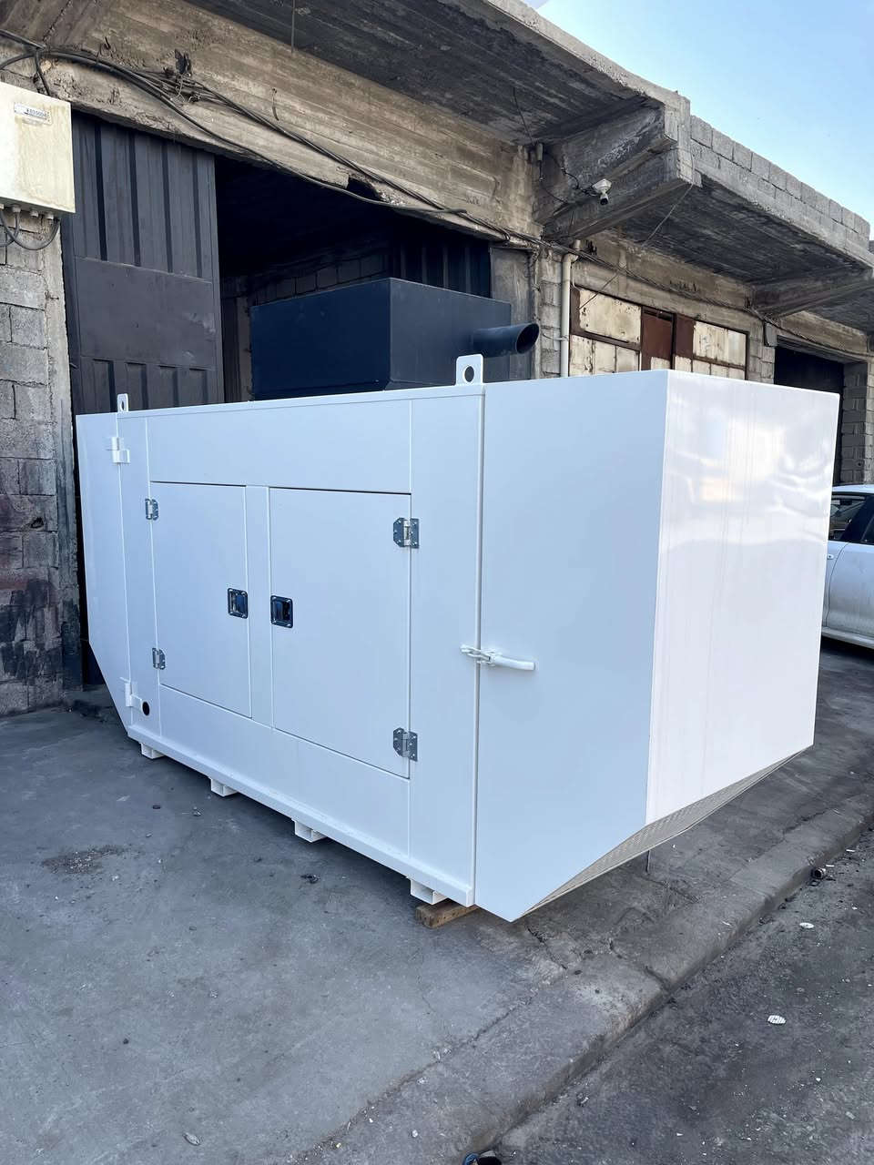 Perkins-30kva                                
بزوێنەر : پێرکنس بریتانی ٤ بستن و نظام جويتر وكولر حجم ١٠٥ملم .
تولید :  Stanford 110kva 
رێژەی بێ دەنگــی : %100 کاتم 
ماوەی كاركردن: 200hours
نـــاوەرۆک : مۆلیدەکە ئەوروپیە لێرە کاری نەکردووە نەکرایتەوە بێ دەستکارییە. 

مولد بيركنس بريطاني اصلي ٤ بستن اجويتر و راديتةر هواء  حجم ١٠٥ملم  راس توليد ستانفورد انكليزي  مولد اوروبي مامشتغل بل عيراق مامفتوح برغي . 

بۆ زانـــیــنی نرخ ژمـــــارە ١١٠ نوســـــــــە . 
لمعرفة سعر تكتب رقم ١١٠ في تعليقات. 

0750 307 3416 viber and WhatsApp

https://call.whatsapp.com/video/emn5ogTU02A52WDceSpZD9
