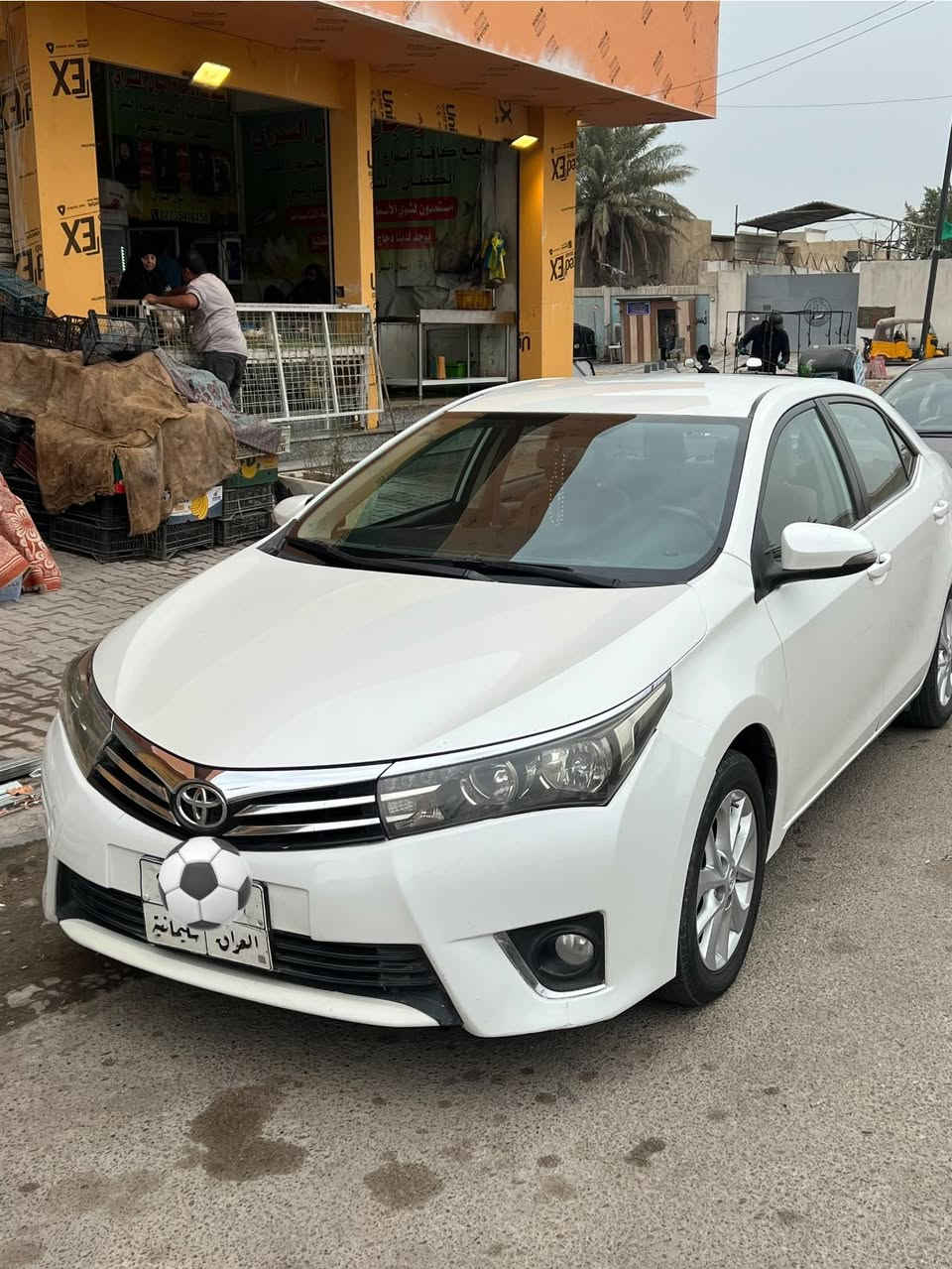 السلام عليكم كورلا 2014 كفاله عامه من كلشي محرك 2.0 محسن فول الفول عده الفتحه داخل قرميدي بصمه تبريد بيانو رقم سليمانيه تحويل او وكاله مكانها بغداد كير ومحرك بشرط صدر تخم تاير كله جديد رقم التليفون ***********
