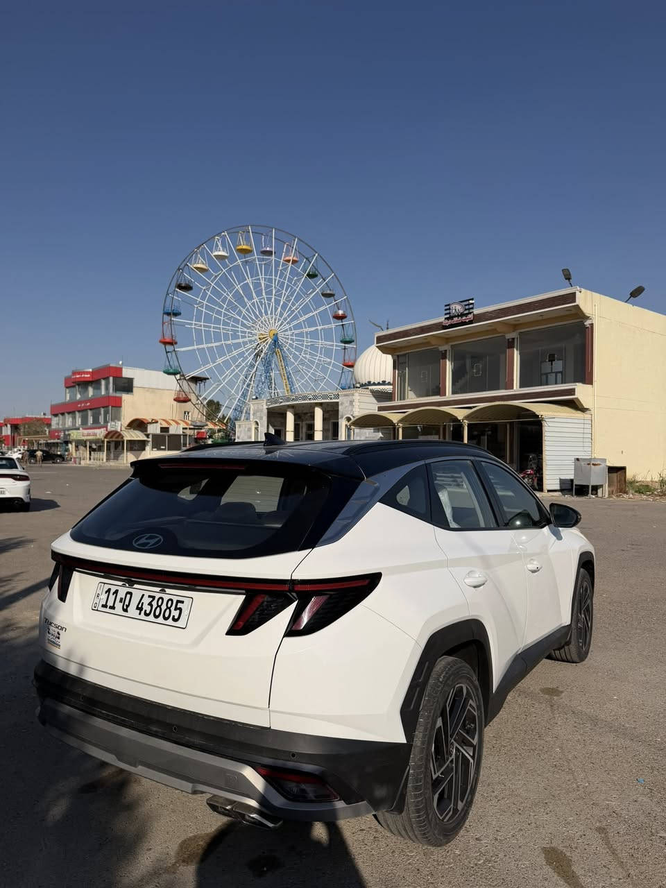 توسان تو كلر 2025
رقم بغداد ب اسمي 
السيارة ماشية / 13 الف كيلو 
بعدها زيرو 
مكفولة كفالة عامة حته من الشخط
السيارة جاهزة مابيها اي نقص 
السونار مرفق ويه الصور 
السعر / 234 وبيها مجال بسيط 
مكاني / ديالى جديدة الشط 
للاستفسار / ***********
