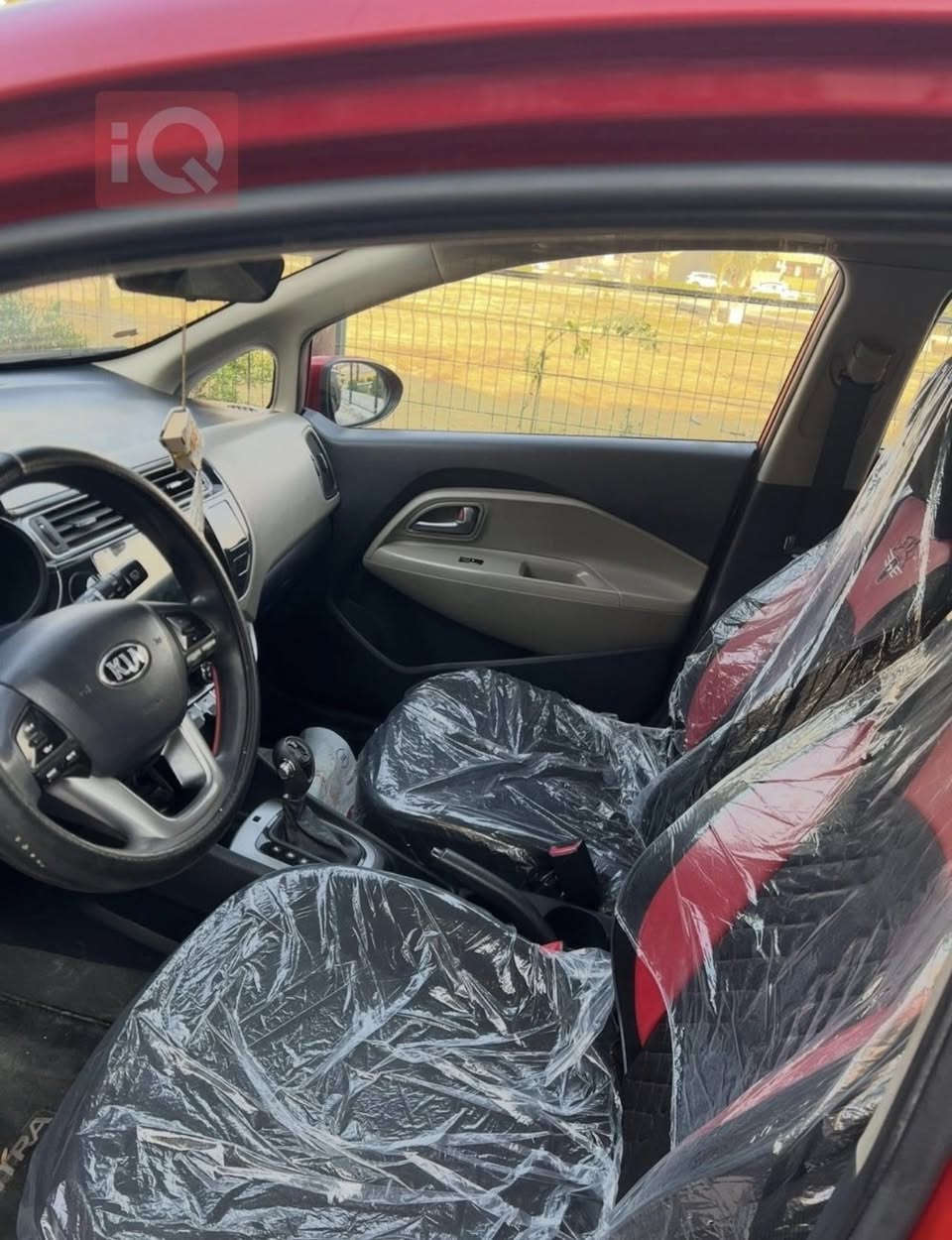 كيا ريو 2017 خليجي محرك 1600 دوش المرغوب رقم اربيل الجديد سياره بلاديه بيهه فقط جاملغ امامي مرشوش وبارد بالباب الخلفي السعر 88$ مكان السياره السيدية ***********
