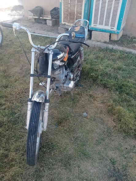 السلام عليكم.  دراجة للبيع بارت خمسه كير نضيف نشاط فول محرك نضيف  السعر 210او بي مجال  ***********   مكان الحويجه
