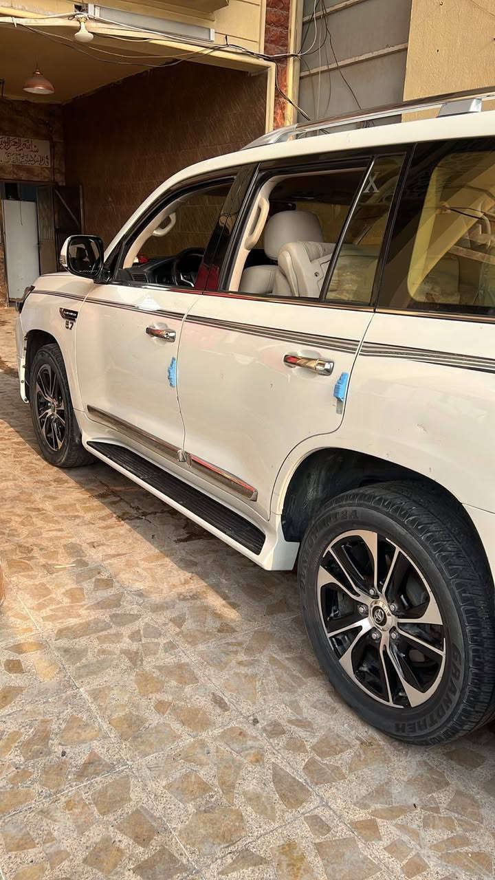 لاندكروز 2020 كفاله محرك 5700 رقم بغداد 
‏‪0770 731 7405‬‏
ابو سعد صدام مكان البصره القبله البصرة, العراق
