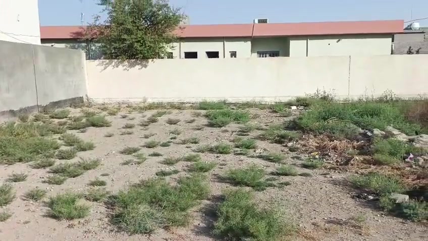 السلام عليكم ورحمة الله وبركاته يوجد قطعة ارض ١٥٠م
قرب مدرسة القطوف المتوسطه تكون في جوار  المركز الصحي خدمات كامله من ماء وكهرباء 
استفسار ***********

