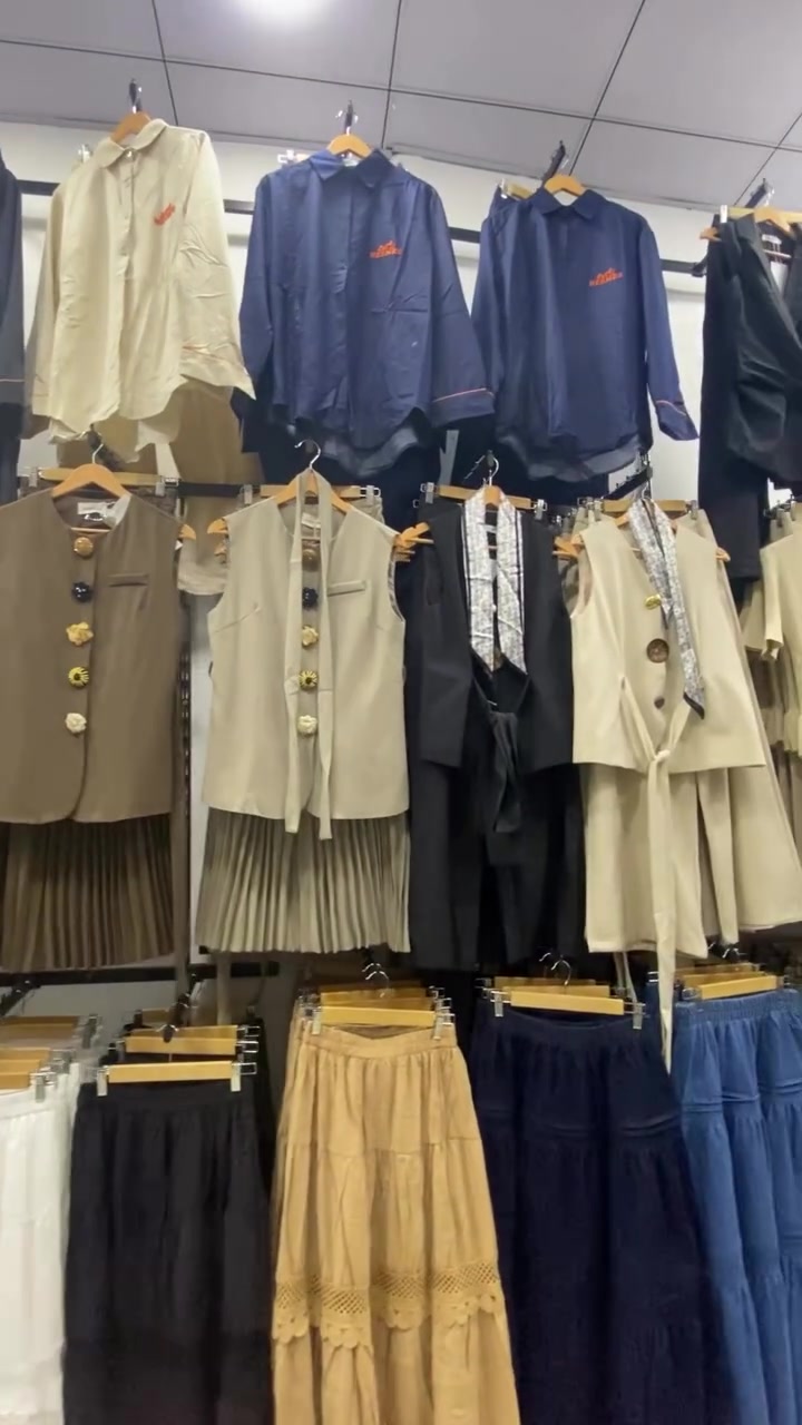 بسم الله الرحمىن الرحيم  تم افتتاح ديفا سنتر 👗 للملابس النساىيه 👗. #سوق_بعقوبه #شارع_جامع_الفاروق #ديالى


**إذا كنت صاحب هذا الإعلان وتريد حذفه لأي سبب، رجاءا أرسل رسالة إلى الدعم الفني**