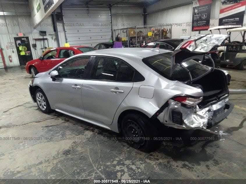 كورلا موديل 2020 رقم بغداد
شرط التحول صور الحادث موجود بالمنشور مكان السياره كركوك السعر 135 او بيه مجال باقي التفاصيل انتصال   ع ***********
