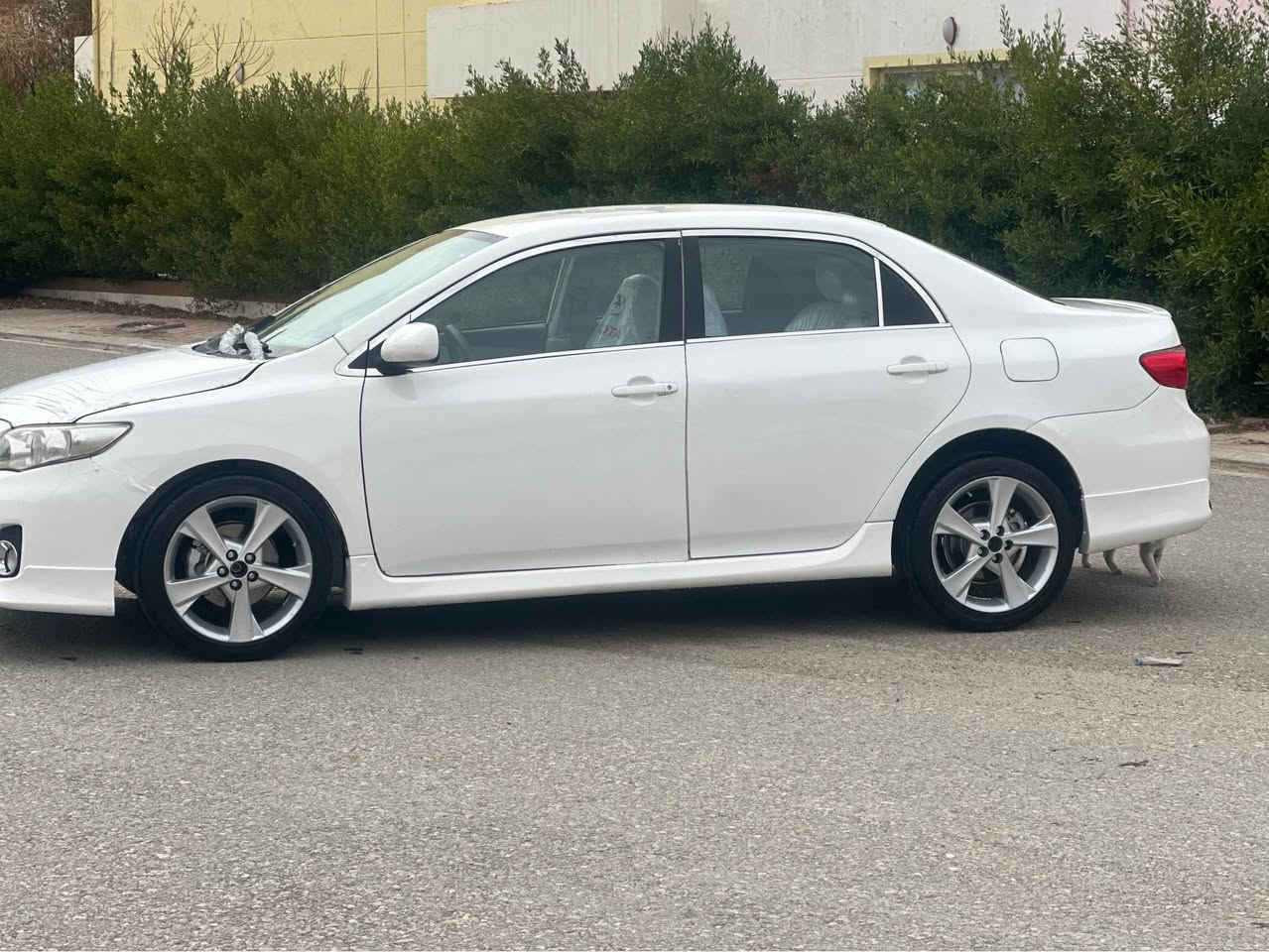 كرولاموديل2011خليجي مةكينةكةورةحيزام سبوخ بشتي كةبسة سةقفي بوياخي نية بيشي ليداني هةية  برواي مروربةشةرت برواي نية فةحسو هةزةي نوية رةقمو سةنةوي نوية تاكوو ٢٠٣٠سحري ٩٠مةجال كيرو مةكينة بةشةرت *********** سوران, أربيل
