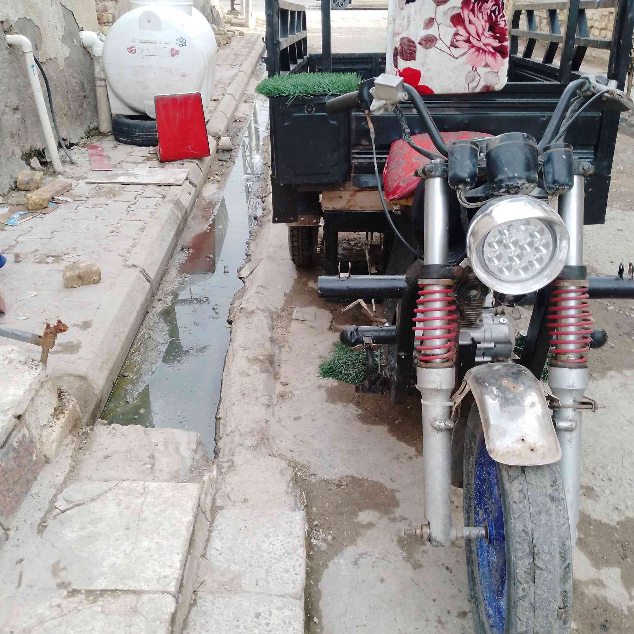 للبيع كلك سعره 650

***********
