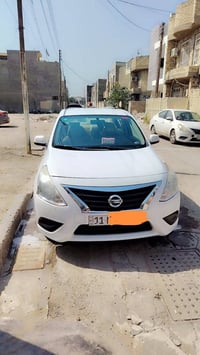 نيسان صني ام البليته الزركه للبيع موديل 2021 مكفوله من الضربه والصبغ و...