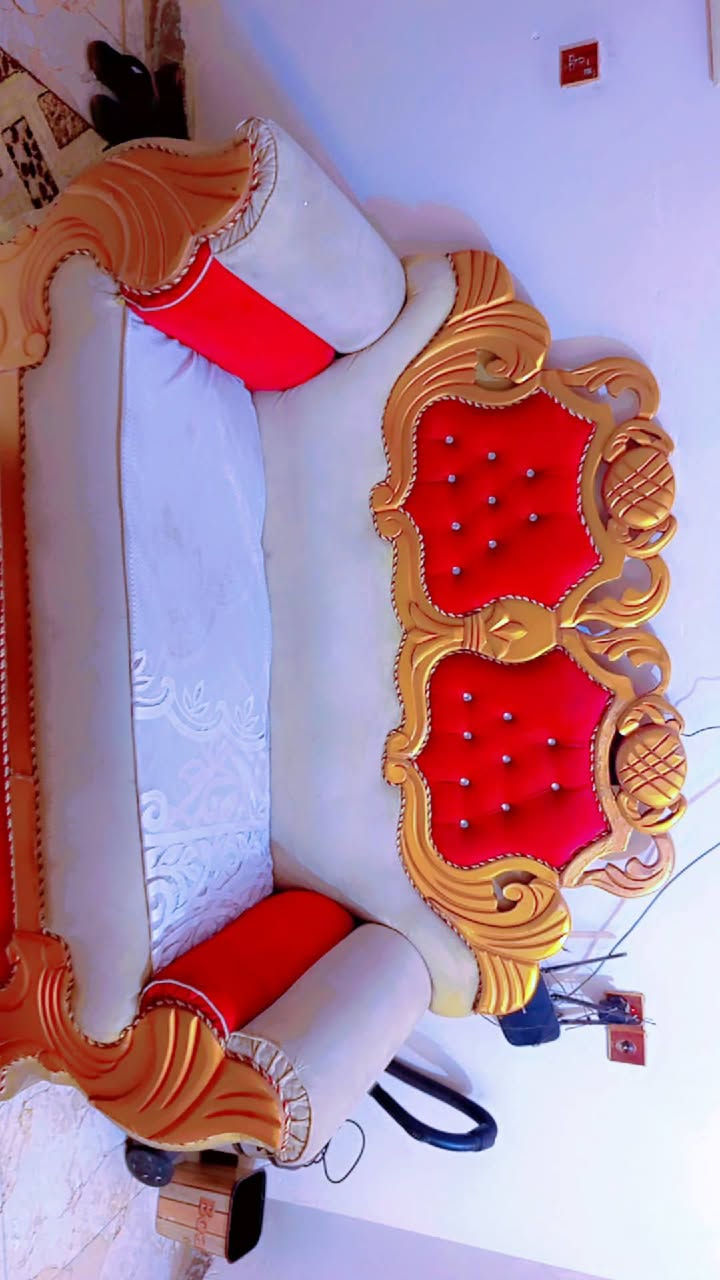 خمس قنفات للبيع اكبر قنفه بيهن الطول مترين السعر ميت الف مكاني ناصريه مركز


**إذا كنت صاحب هذا الإعلان وتريد حذفه لأي سبب، رجاءا أرسل رسالة إلى الدعم الفني**