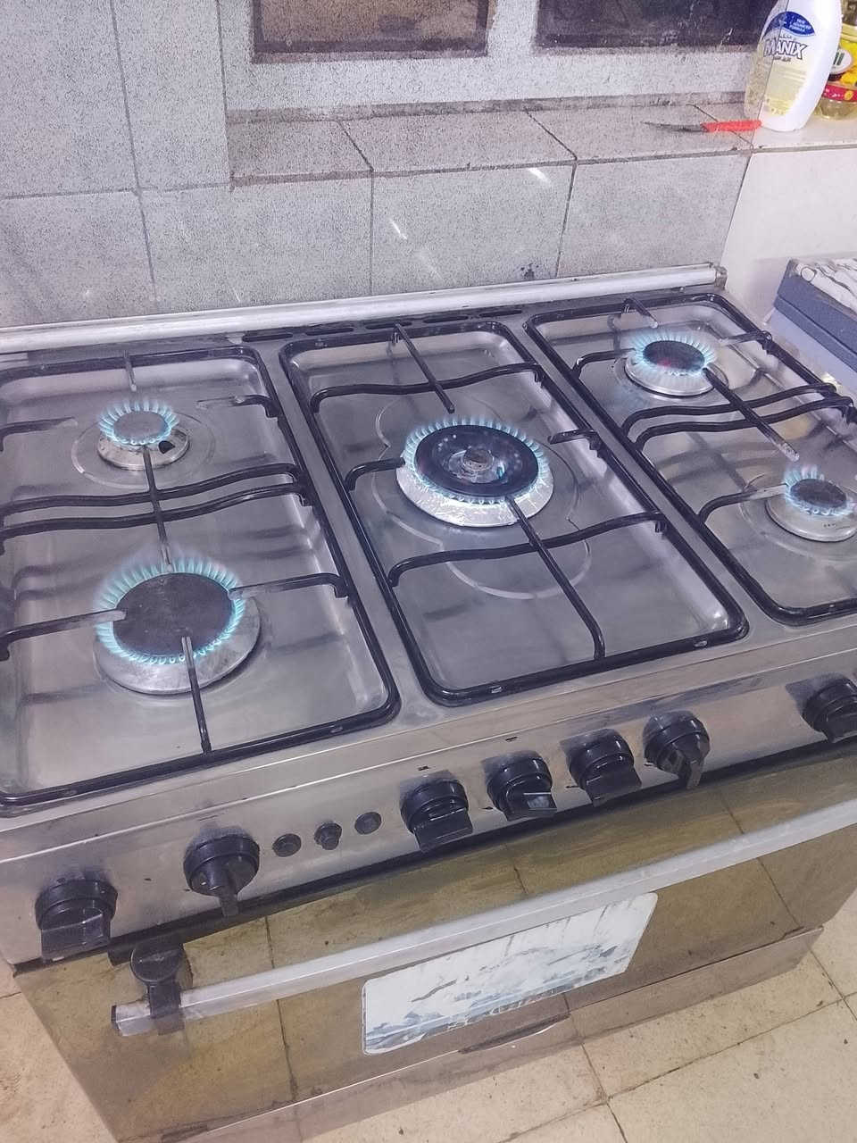 طباخ للبيع فريش مصري بغداد الكراده٠ ***********
