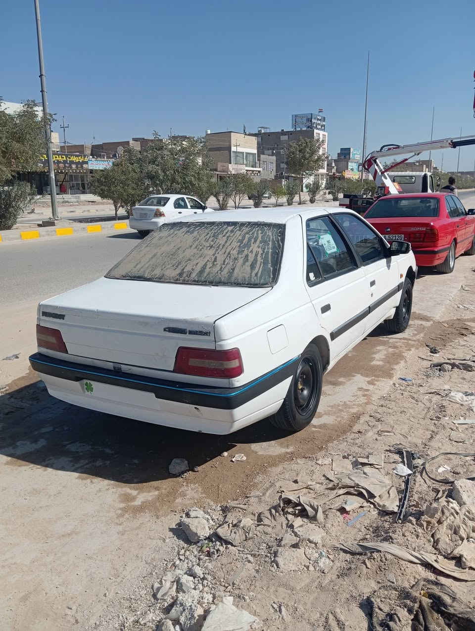 السلام عليكم بيجو 405  موديل 2009 رقم بغداد نكليزي مشروع وطني مكينه فرنسي مكفوله كير مكفول حداديه جديده تبريد وي سويج منظومه كامله جديده دواخل جديده تخم تاير سياره جاهزه لآخر حبايه سعر 35 وبيها مجال مكاني نداء رقم مبايل ***********
