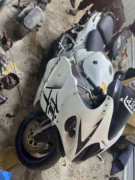 بطح هايبوزة شتريت طافية واريد ابيعهة  موديل 2006 دراجه دير وماتشتغل سعر خاص رقم
***********
