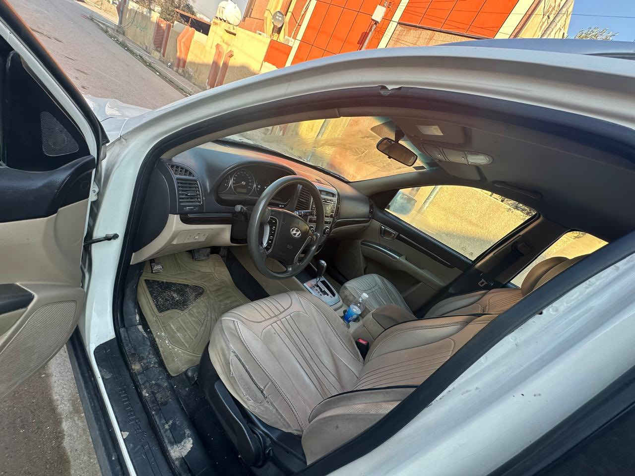 (كل شيء مشروح في الفيديو)

هونداي سنتافي 2012 خليجيه 6 سلندر 7 راكب رقم بابل دولي سنوية للـ2030 بأسمي
كفالة تكمه حوض لغد شاصي مكينة گير

السعر : 119$
العنوان : واسط - الصويرة
للإستفسار : ***********
