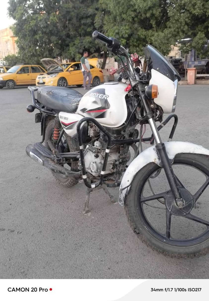 سلام عليكم دراجه بوكسر 2023 دراجه بيه نواقص موضح بل صور سلف شغال بس دكمة يرادله تبديل دراجه شغال بكل وقت مكان الدراجه العطيفيه سعر 700 وبيه مجال للطيبين ***********
