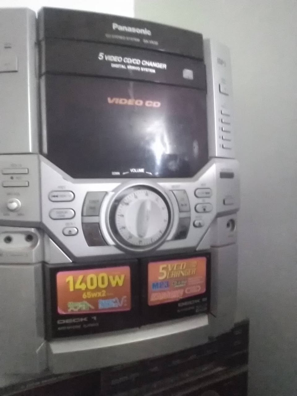 صوتيات للبيع.. دزلي صوره واجاوبك بالسعر.. واذا شلعه كلهن ب ٦٥٠ مع التوصيل مكاني ديوانيه ***********
