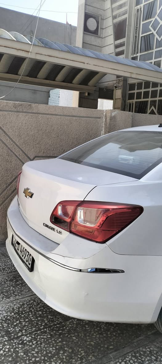 السلام عليكم كروز خليجي 2016 Ls اللون أبيض الرقم اربيل جديد السياره بأسمي مكفولة من الصبغ بيها منظومة غاز بيها تحكمات ستيرن جهتين مع شاشةوكامرة السيارة موجودة ببغداد بدون نواقص.سعر البيع 90 ورقة وبيها مجال.للاستفسار الاتصال ب***********.
