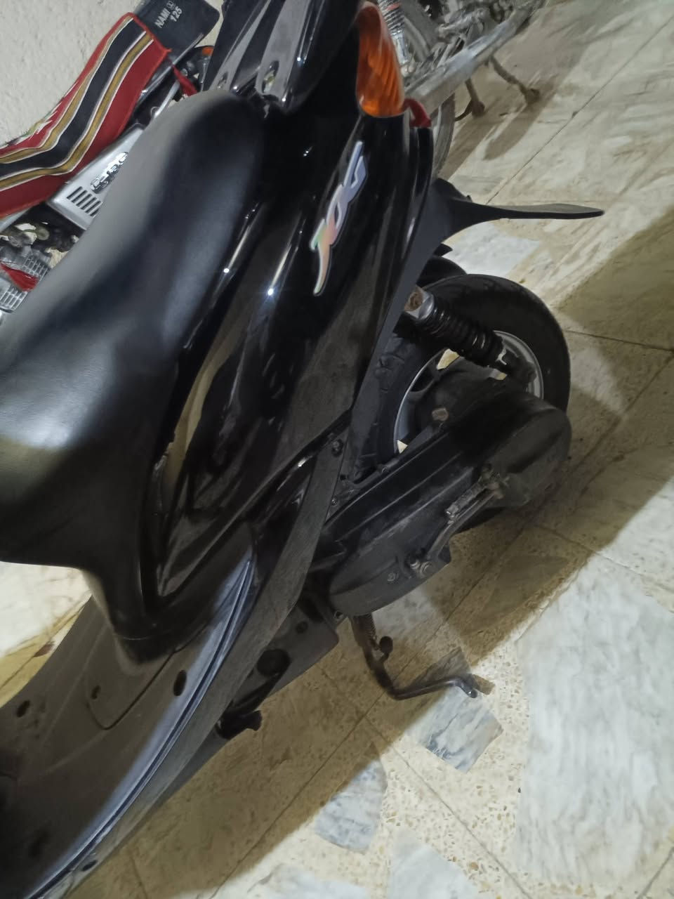 سلام عليكم دراجه للبيع عصفوري دراجه اخو جديد هاذ رقم راعيها تعال وكلبها ***********
