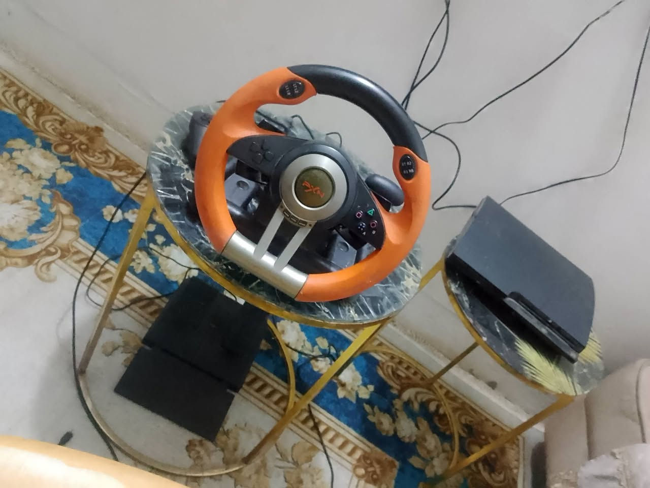 السلام عليكم دركسون كامل لك شغال كله مكاني بغداد فلكت سلمان مراوس حاسبة كامله ونطي فرق 70لف او80لف ريد توصيل ماعندي ليدو***********
