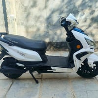 دراجة شحن • جديدة • بطاريات نص عمر