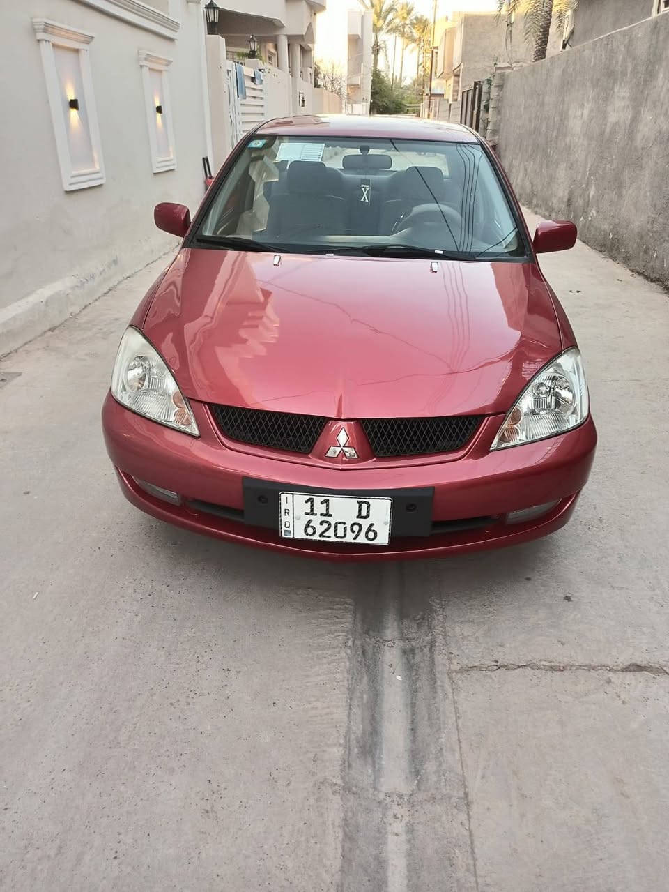 السلام عليكم شباب لانسر موديل 2011 الشركه العامه رقم بغداد الدولي الجديد بسمي السياره مكفوله كفاله عامه عدا البنيد صبغ فقط السياره تخم تاير جديد صدر جديد مكينته خير من الله تبريد ثلج شاشه جديده بلاجكتور زنون السياره على حاله الشركه السعر ب 93 مكان السياره ديالى بعقوبه وهذا رقمي ***********
