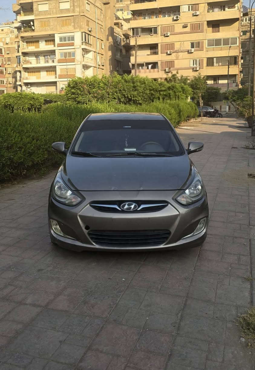 هيونداي Rb موديل 2012 

الفئه اولي 

شاشه و كاميرا و فوانيس شبوره و جنط طاسه 

عداد 207,000 الف 

رخصه سنه مرور الدقي تاني مالك 

فابريكا بالكامل بره و جوه معادا الاكصيدامين رشين فقط 

المعاينه : النزهه الجديده 

التواصل : 01011908657 📞 القاهرة, مصر


**إذا كنت صاحب هذا الإعلان وتريد حذفه لأي سبب، رجاءا أرسل رسالة إلى الدعم الفني**