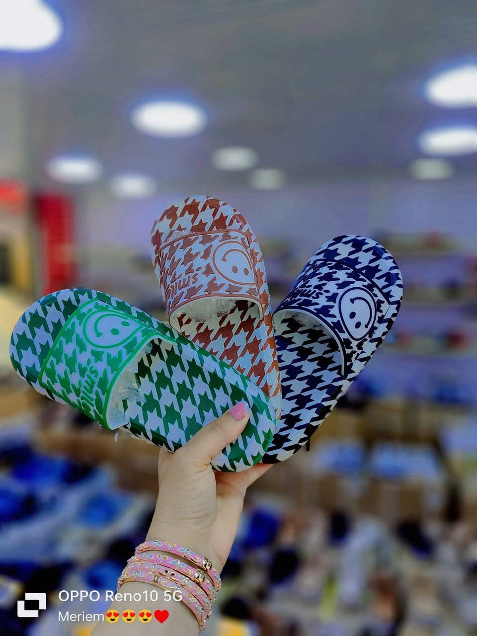 غير حطة مع ميمي 
كرطونة فيه 24 
36.41
@


**إذا كنت صاحب هذا الإعلان وتريد حذفه لأي سبب، رجاءا أرسل رسالة إلى الدعم الفني**