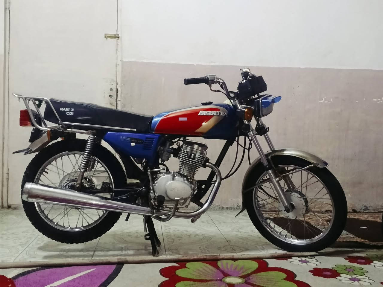 دراجه موديل 2018 للبيع اوراق اصولي بعدهن بل جيس نضيفات دراجه خير من الله السعر 550وبيها للشراي المكان كوت زين القوس***********‬‏ مكينه 23
